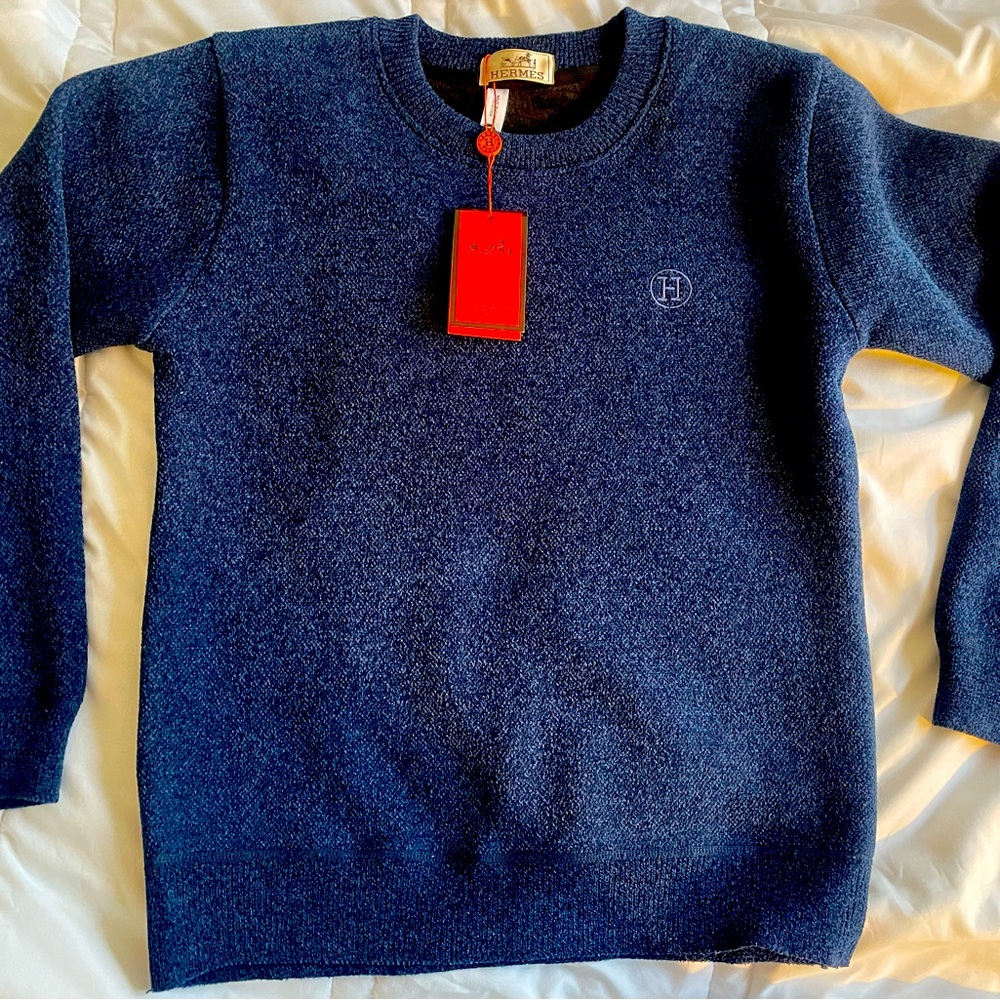 Navy Blue Cashmere Hermes sweater. Super soft and cute unisex sweater.